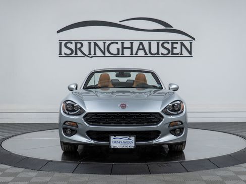 Used 2018 FIAT 124 Spider Lusso w/ Convenience Group image 2