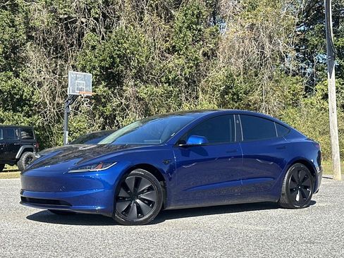 Used 2024 Tesla Model 3 Long Range image 1