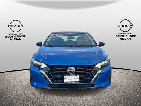 Used 2025 Nissan Sentra SR w/ Trunk Package FWD image 2