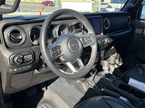 Used 2022 Jeep Wrangler Unlimited Sahara w/ Cold Weather Group image 3