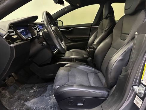 Used 2017 Tesla Model S 75D image 24