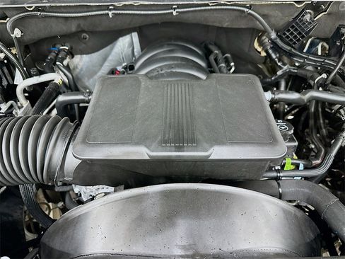 Used 2025 GMC Sierra 2500 SLE w/ Preferred Package image 30