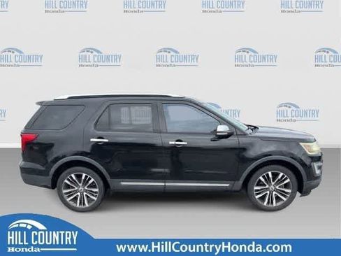 Used 2016 Ford Explorer Platinum AWD/4WD image 7