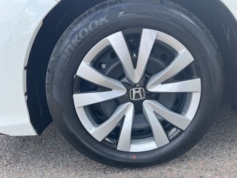 Certified 2025 Honda Civic LX image 27