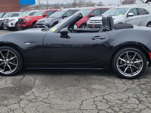 Used 2016 MAZDA MX-5 Miata Grand Touring image 16