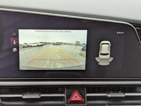 New 2026 Kia Niro EX FWD image 22
