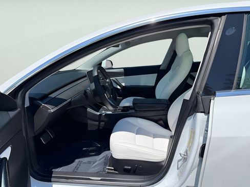 Used 2019 Tesla Model 3 Performance AWD/4WD image 17