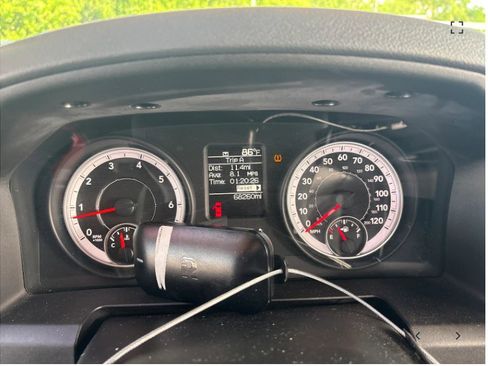 Used 2013 RAM 1500 Express RWD image 7