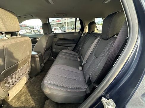 Used 2017 GMC Terrain SLE FWD image 27