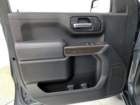 Used 2020 Chevrolet Silverado 1500 LT RWD image 20