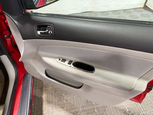 Used 2006 Chevrolet Cobalt LT w/ Preferred Equipment Group FWD image 14