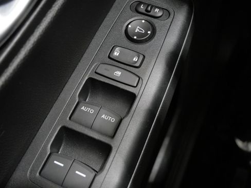 Used 2026 Honda CR-V TrailSport image 14