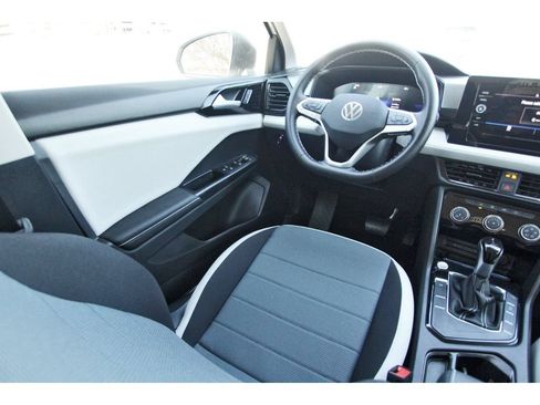 Used 2026 Volkswagen Taos S FWD image 10