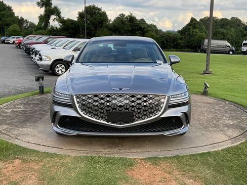 Used 2025 Genesis G80 2.5T Advanced AWD/4WD image 2