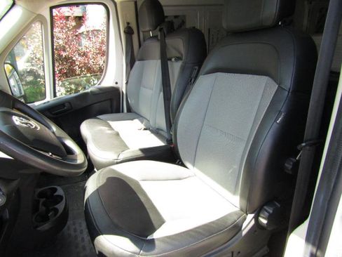 Used 2015 RAM ProMaster 1500 w/ Interior Convenience Group image 22