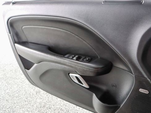 Used 2016 Dodge Challenger SXT Plus image 22