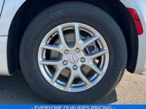 New 2026 Chrysler Pacifica Select image 34