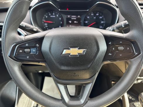 Used 2022 Chevrolet TrailBlazer LT image 24