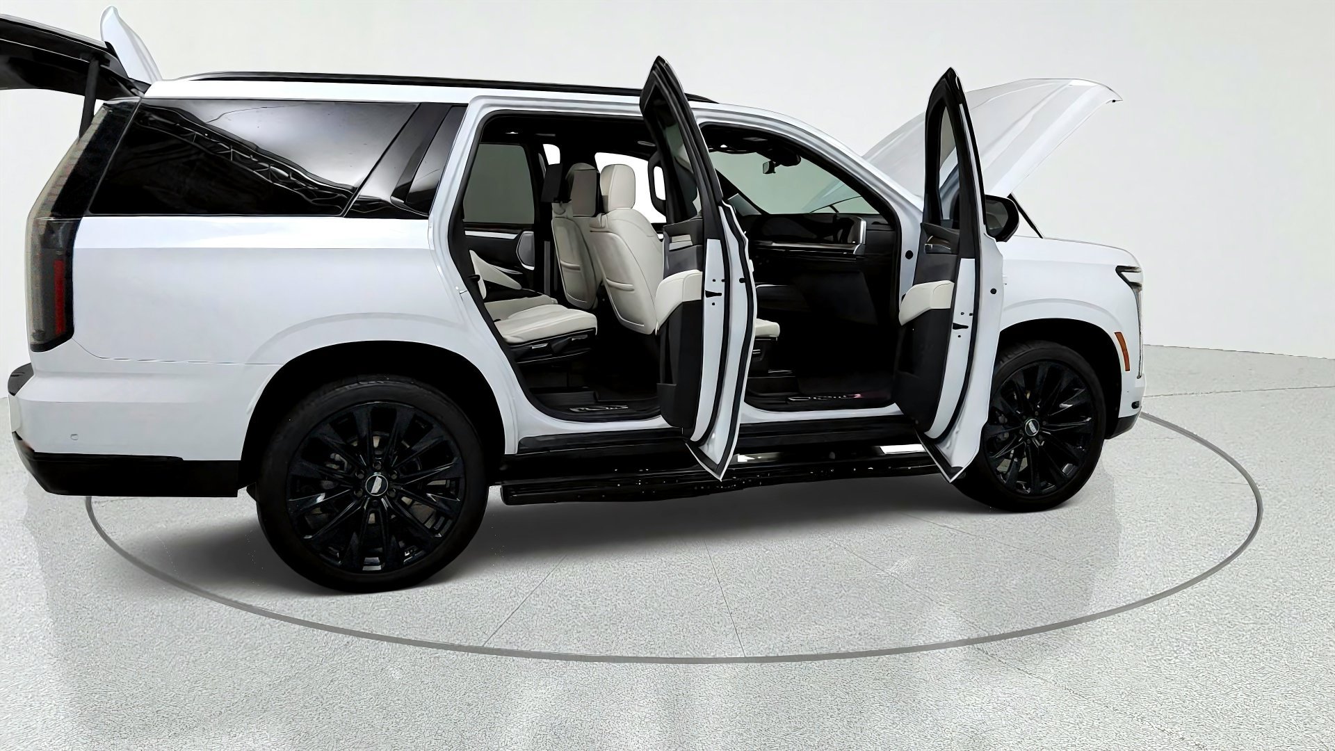 Certified 2026 Cadillac Escalade Platinum Sport w/ LPO, ONYX Package AWD/4WD image 13