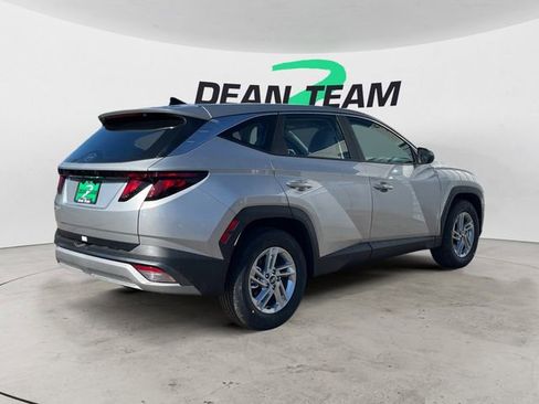 New 2026 Hyundai Tucson SE image 7