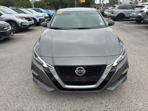 Used 2019 Nissan Altima 2.5 SR w/ SR Premium Package FWD image 23