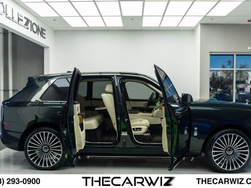 Used 2019 Rolls-Royce Cullinan AWD/4WD image 24