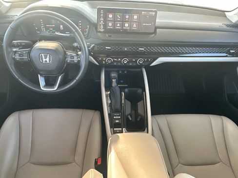 Used 2024 Honda Accord Touring image 13