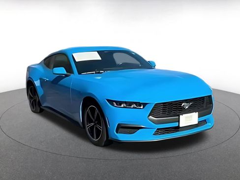 Used 2024 Ford Mustang Premium image 14