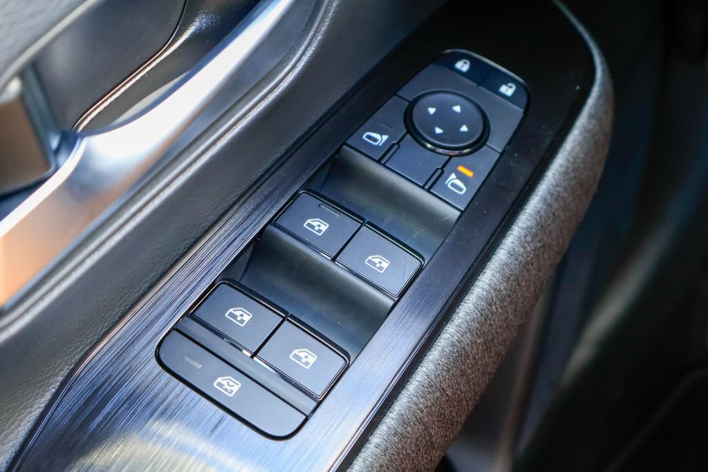 New 2027 Nissan Kicks SV FWD image 14