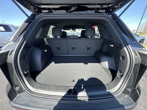 New 2026 Chevrolet Equinox LT image 23