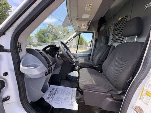 Used 2015 Ford Transit 150 130 Medium Roof RWD image 26
