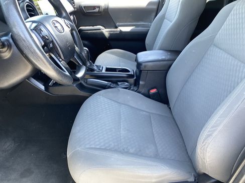 Used 2021 Toyota Tacoma SR RWD image 16