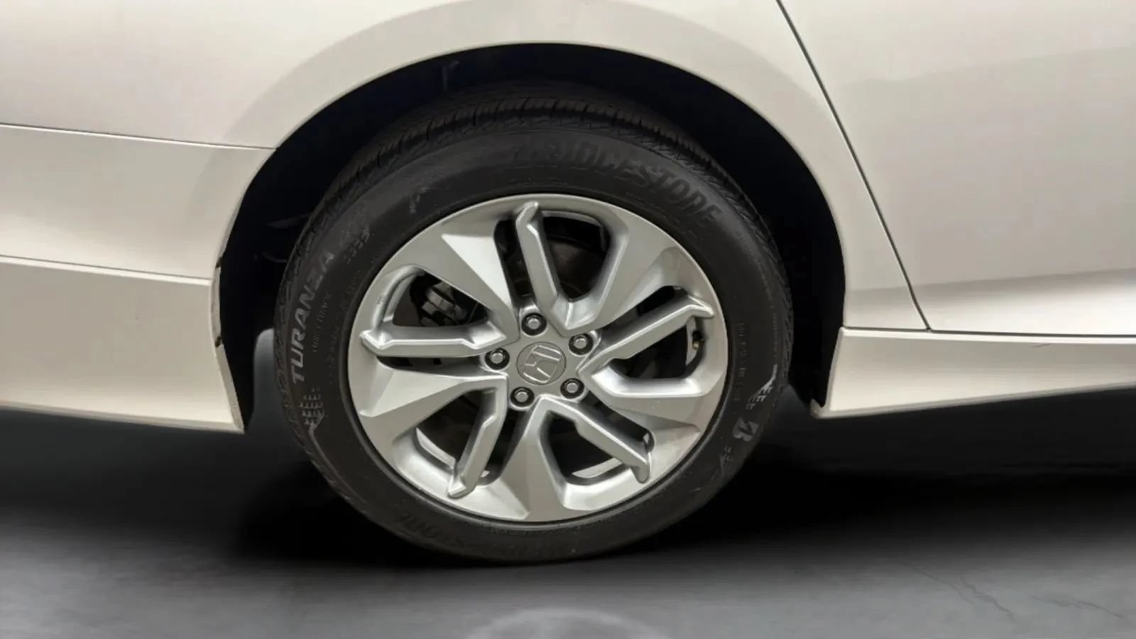 Used 2019 Honda Accord LX image 26