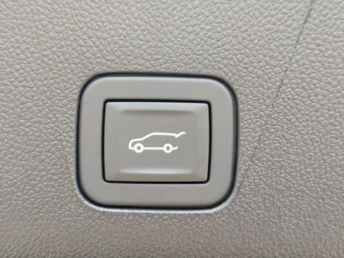 New 2026 Chevrolet Tahoe High Country image 36