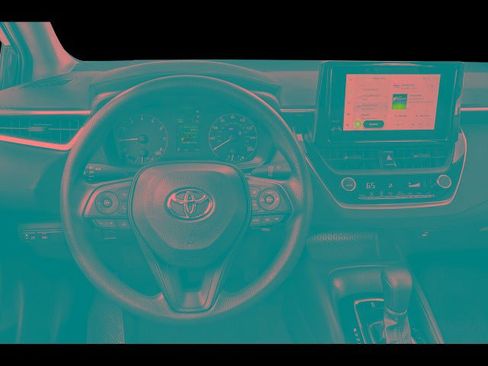 Used 2024 Toyota Corolla LE image 7