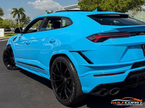 Used 2023 Lamborghini Urus S image 50