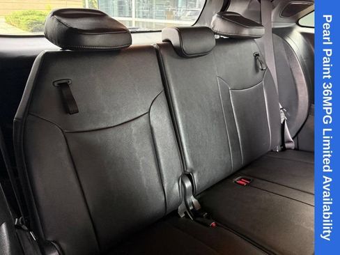 Used 2025 Toyota Sienna Limited FWD image 13