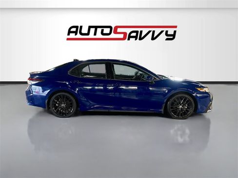 Used 2024 Toyota Camry image 8