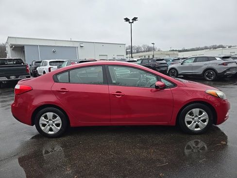 Used 2016 Kia Forte LX w/ LX Popular Package image 8