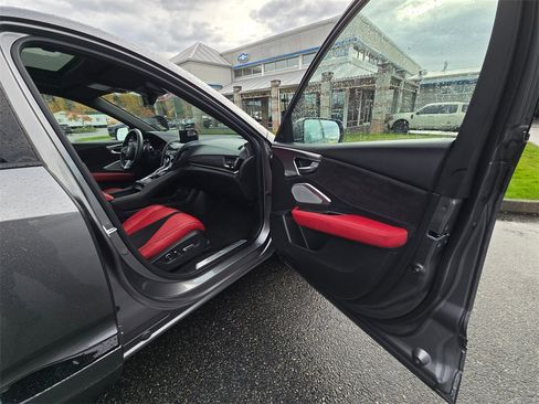 Used 2024 Acura RDX AWD w/ A-Spec & Advance Pkg image 9