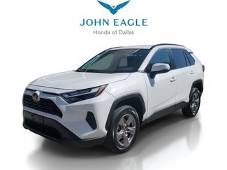 Used 2025 Toyota RAV4 XLE FWD video 1