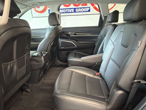Used 2023 Kia Telluride S w/ S Sunroof Package FWD image 19