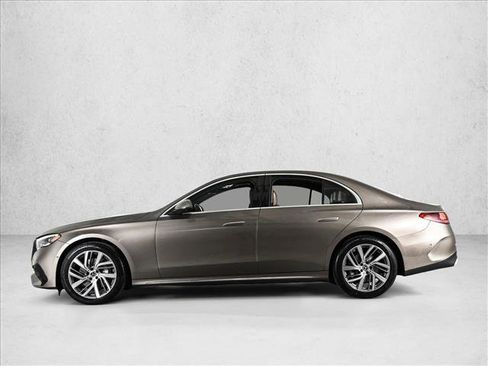 New 2026 Mercedes-Benz E 350 4MATIC Sedan image 9