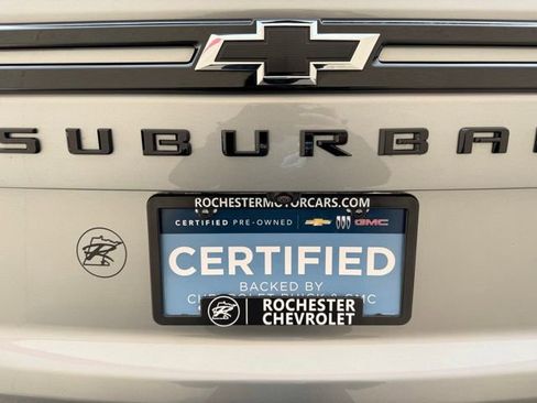 Certified 2024 Chevrolet Suburban Z71 w/ Z71 Off-Road Package image 44
