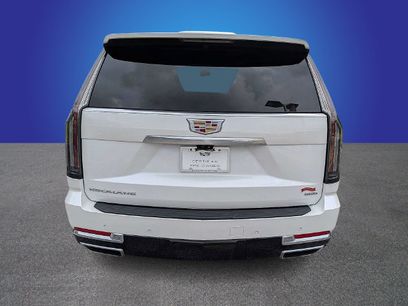 Certified 2025 Cadillac Escalade ESV Premium Luxury w/ Touring Package
