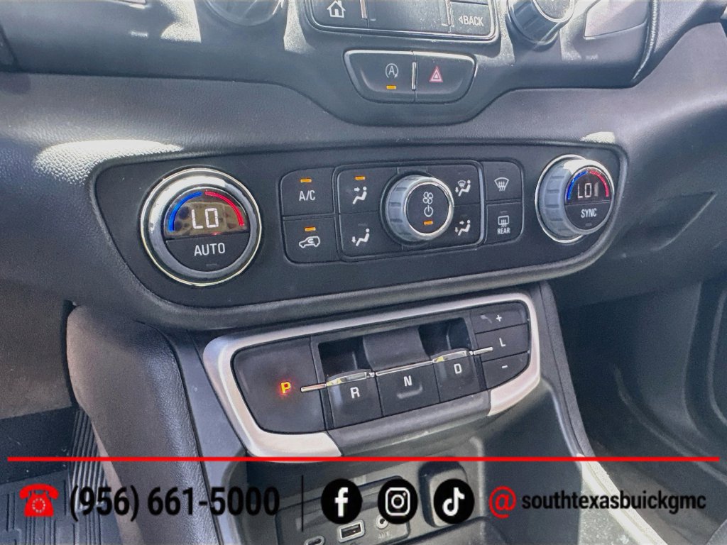 Used 2022 GMC Terrain SLT w/ Tech Package FWD image 18