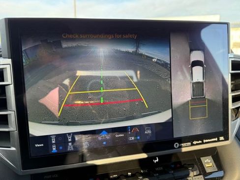 Used 2022 Toyota Tundra Platinum image 26