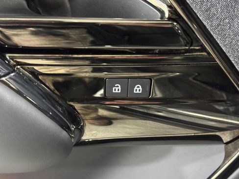 Used 2023 Land Rover Range Rover Sport SE image 26