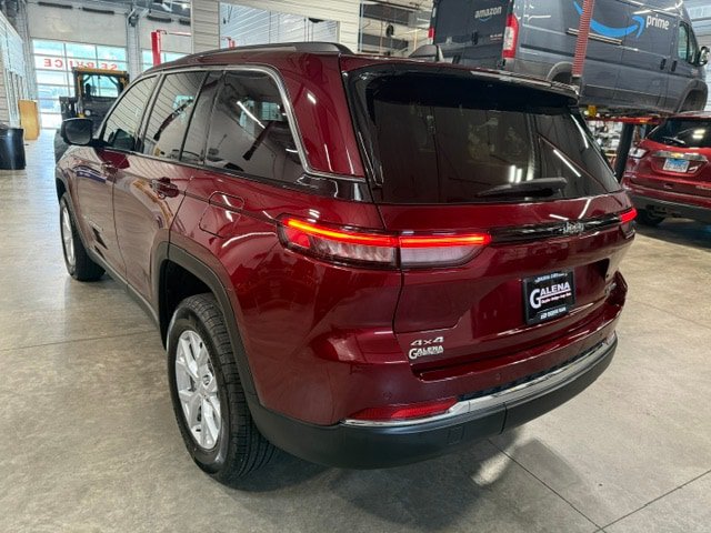Used 2023 Jeep Grand Cherokee Limited AWD/4WD image 28