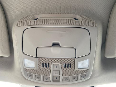 Used 2020 Ford Expedition Platinum image 19